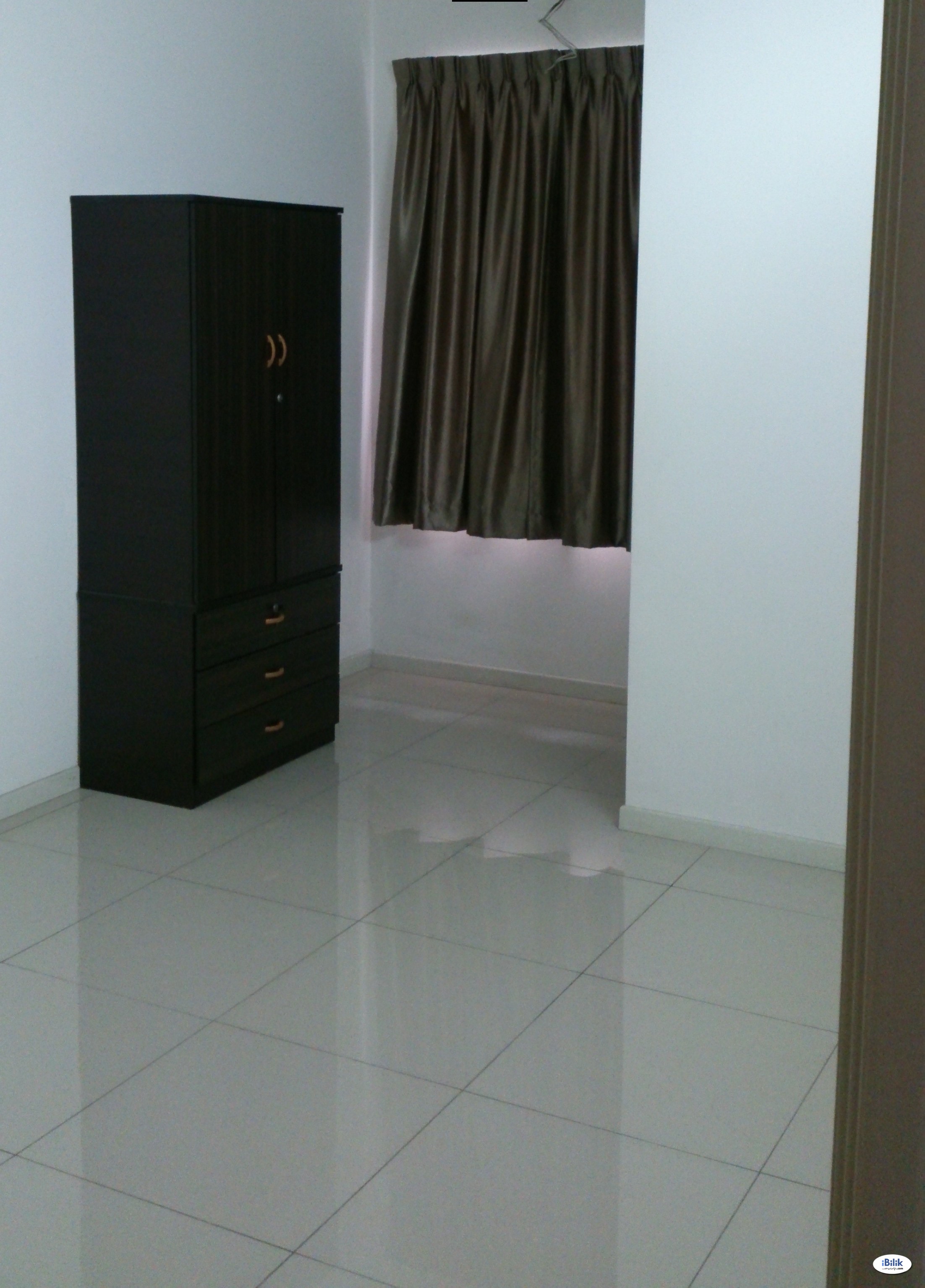 Damai Residence Kemuning Utama,旺财房间出租环境优美，事业步步高升,包含全部家具 - Image 4