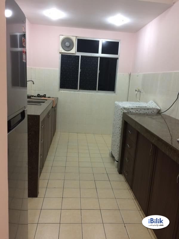 Single Room at Cengal Condominium, Bandar Sri Permaisuri - Image 2