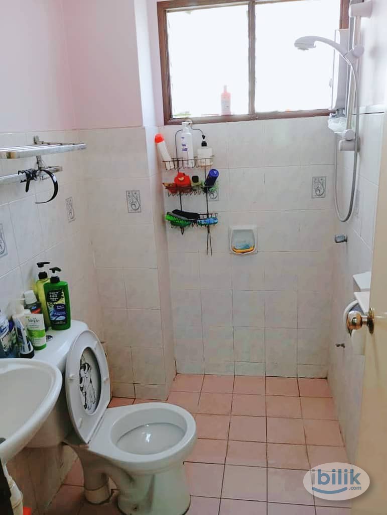 Include Utilities Small Room for Rent Sri Cassia @ Bandar Puteri Puchong (Near PFCC/ Setiawalk/ Columbia Hospital) - Image 4