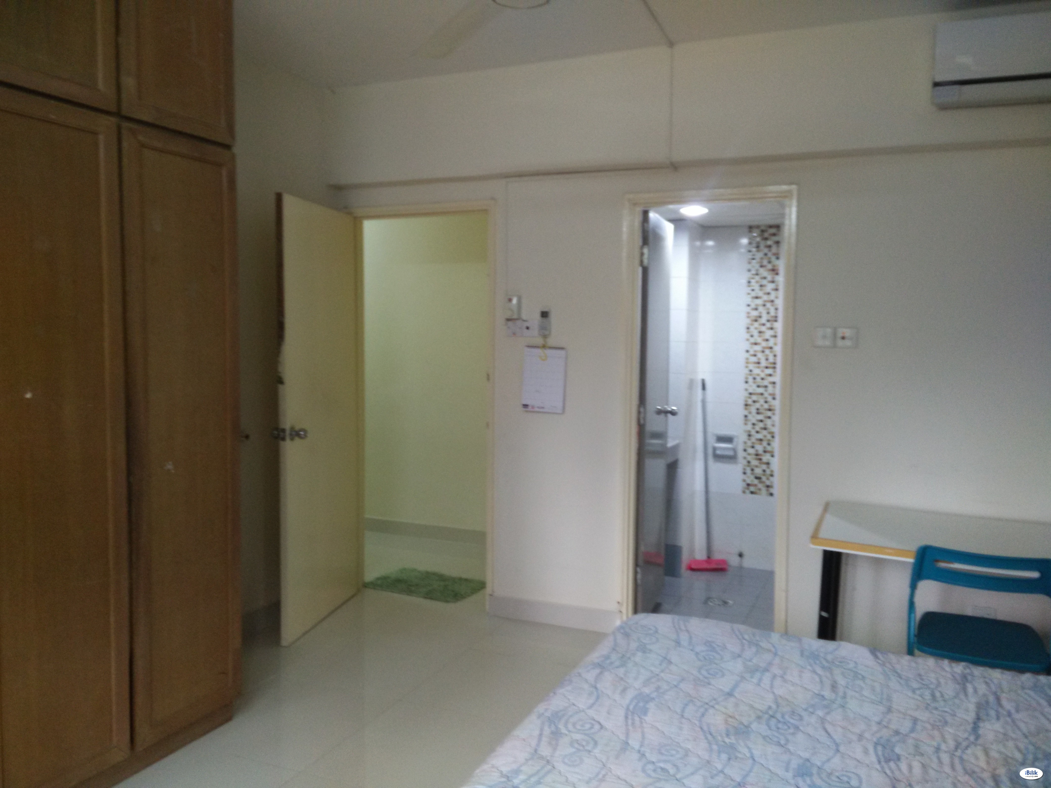 Middle Room at Block 697, Desa Kiara Condo - Image 4