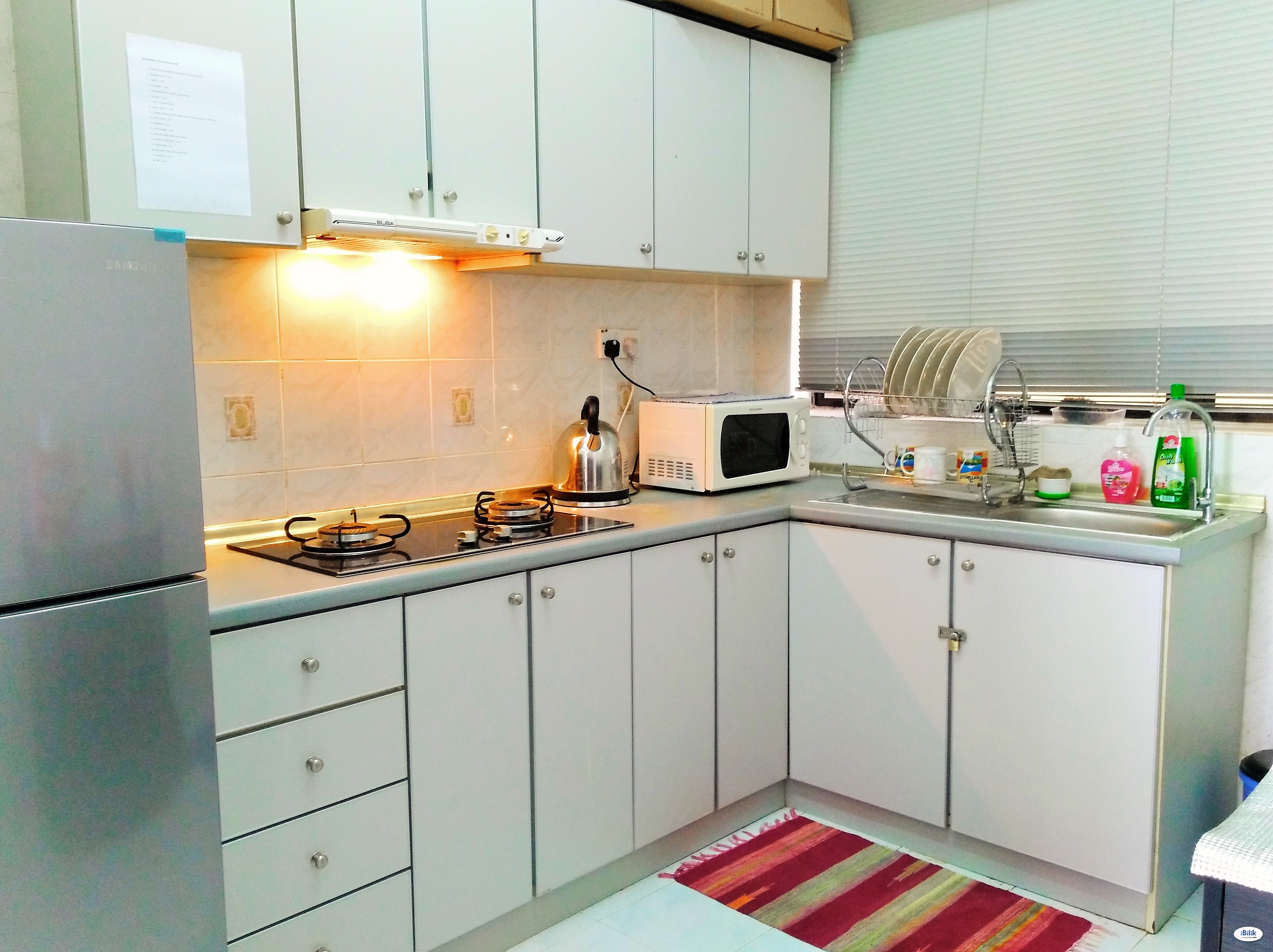Room in Batu Ferringhi, fully furnished, middle room. - Image 4