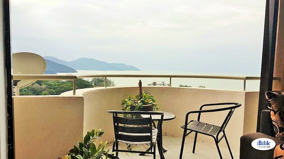 Room in Batu Ferringhi, fully furnished, middle room. - Image 5