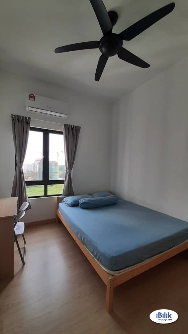 Middle Room at Sepang, Selangor - Image 2