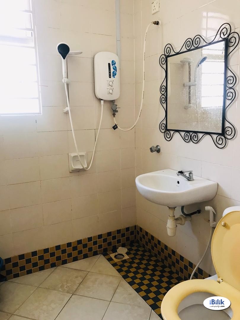 Single Room At Kota Kemuning, Shah Alam - Image 1