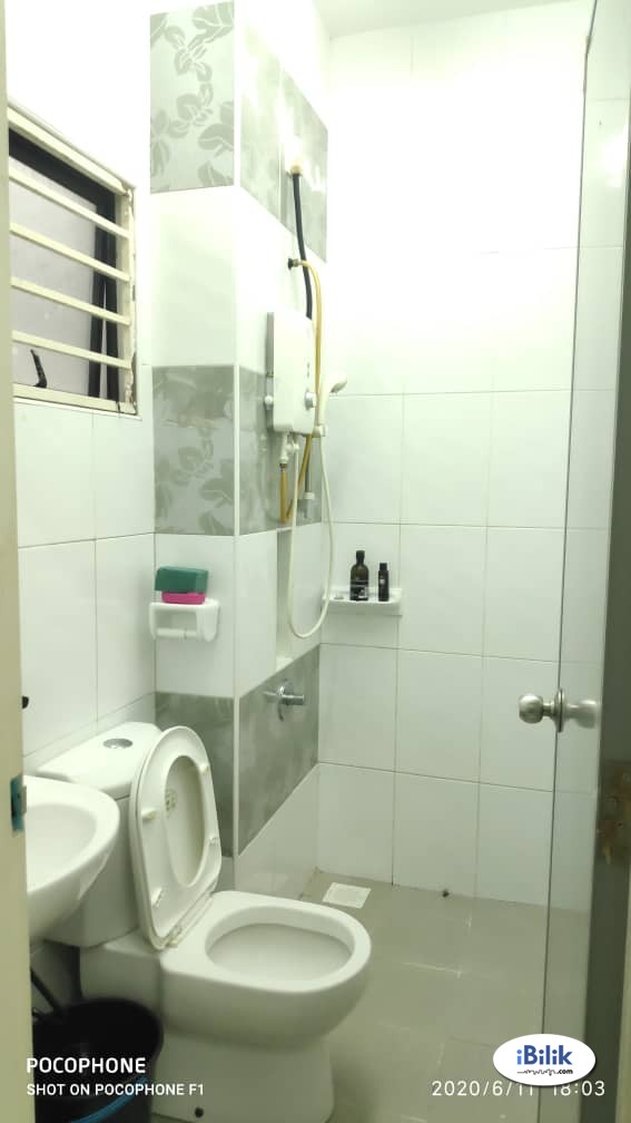 Single Room at SS15 , Subang Jaya Walking to collage - Image 3