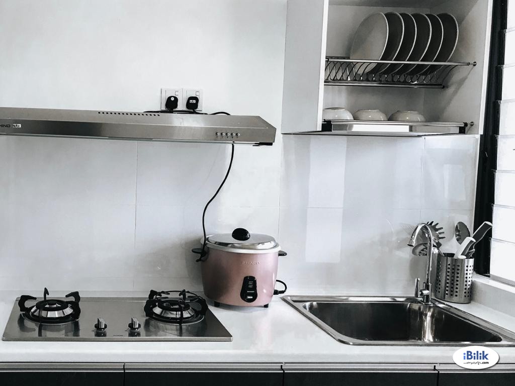 Middle Room at You Vista, Batu 9 Cheras - Image 3