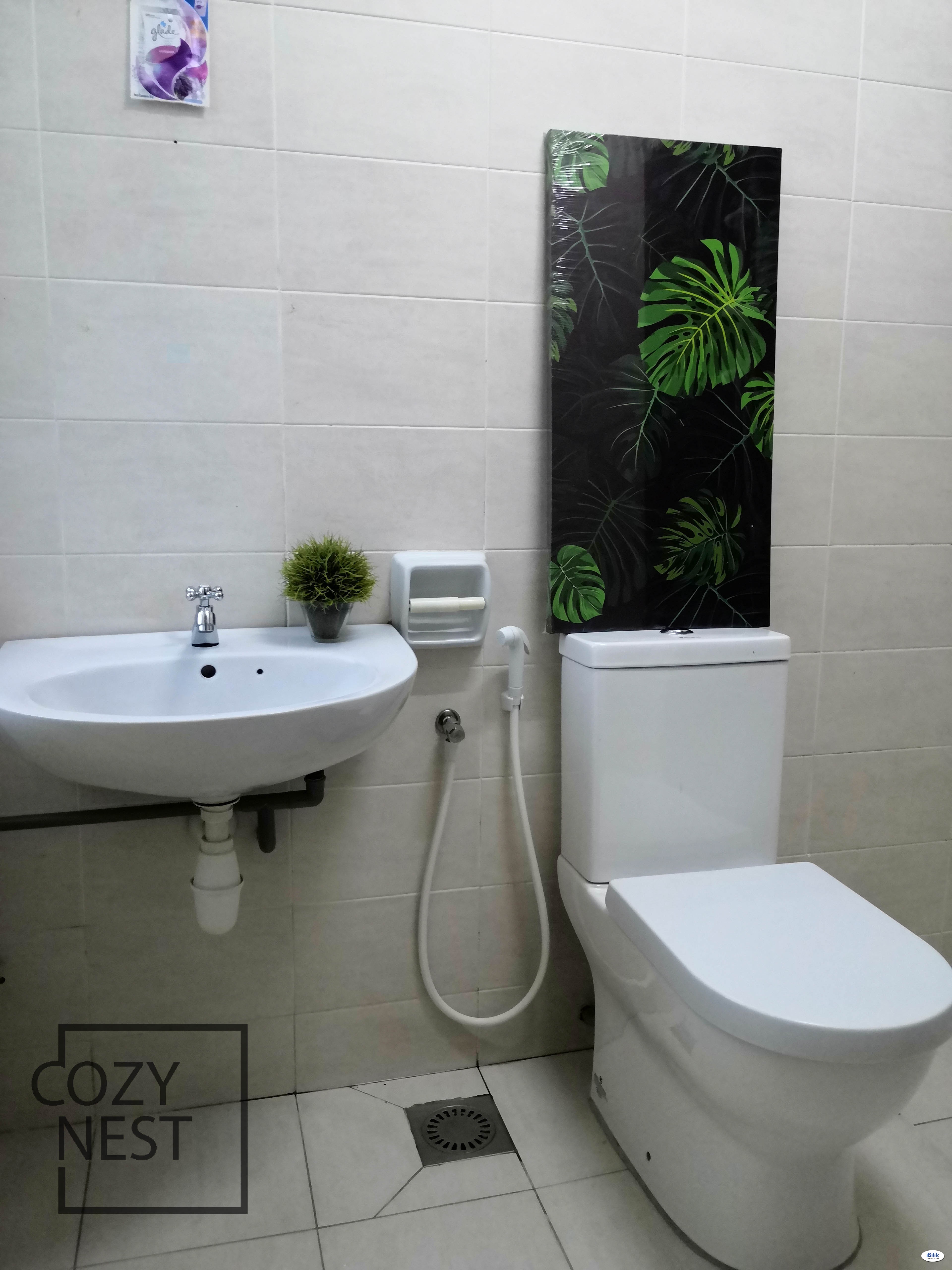 Middle Room at Impian Meridian, UEP Subang Jaya - Image 4