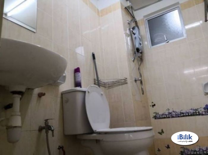 BrandNew Room in Kemuning Aman- Fully furnished - Image 3