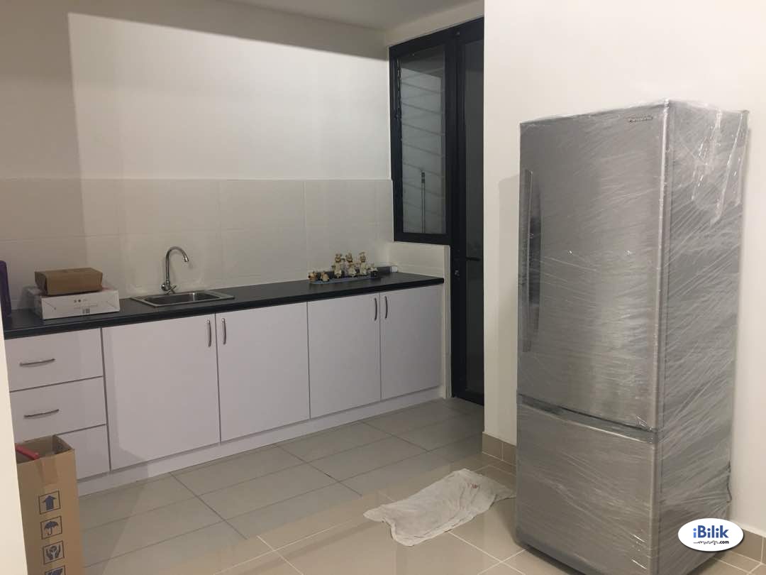 Master Room at Ken Rimba Condominium 1, Shah Alam - Image 3