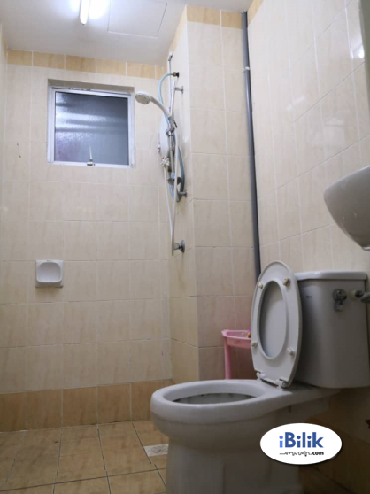 RENT Medium Room at SuriaMas, Bandar Sunway, Medium Room at SuriaMas, Bandar Sunway - Image 3