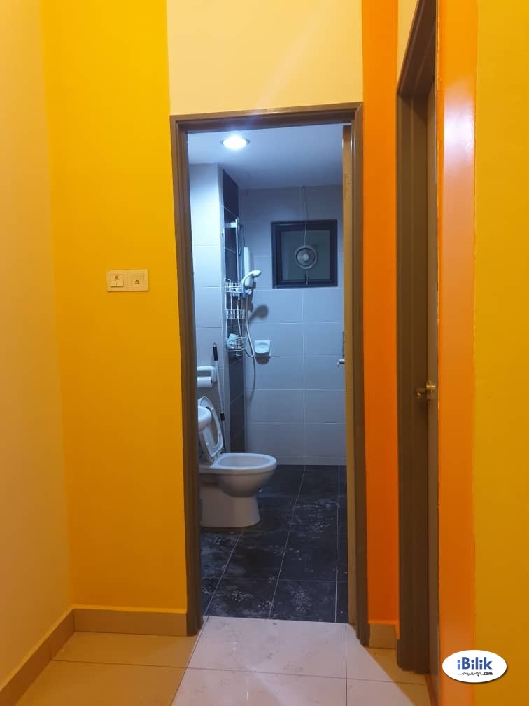 Single Room For Rent at Amaya Maluri (Walking Distance To Sunway Velocity/ Maluri MRT) - Image 3