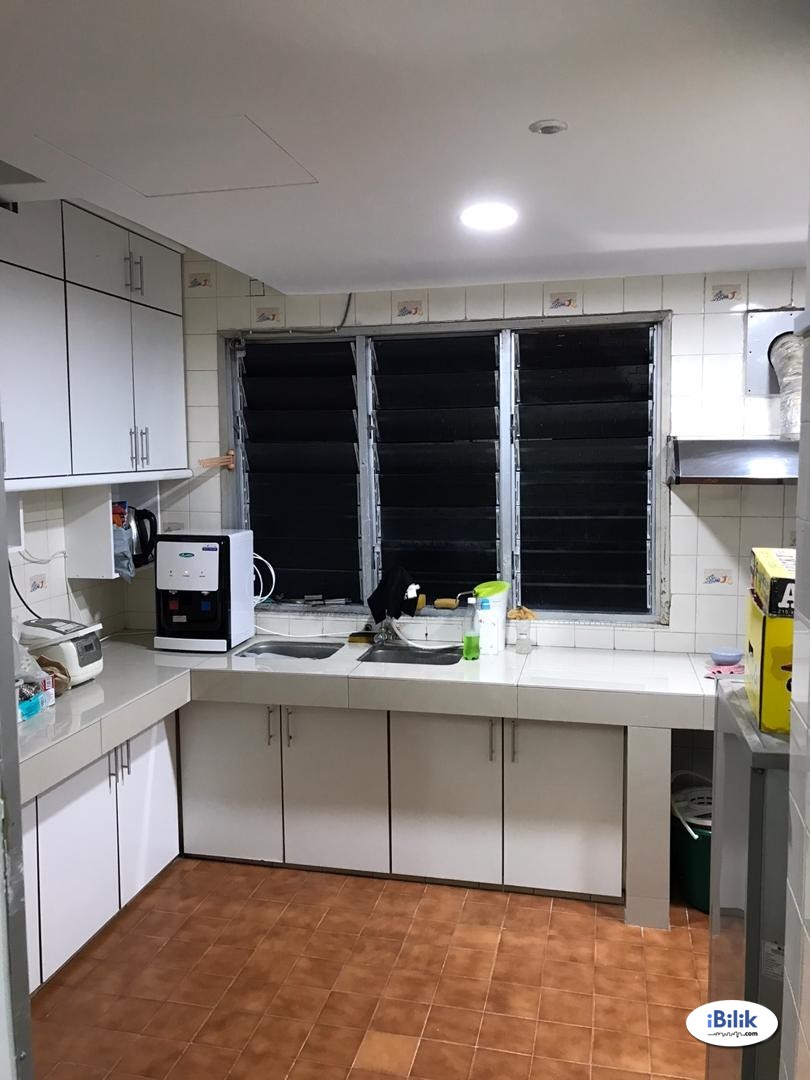 Best Deal Small room c/w air cond,water and wifi  bill $390  @ jalan pjs7/7j - Image 4