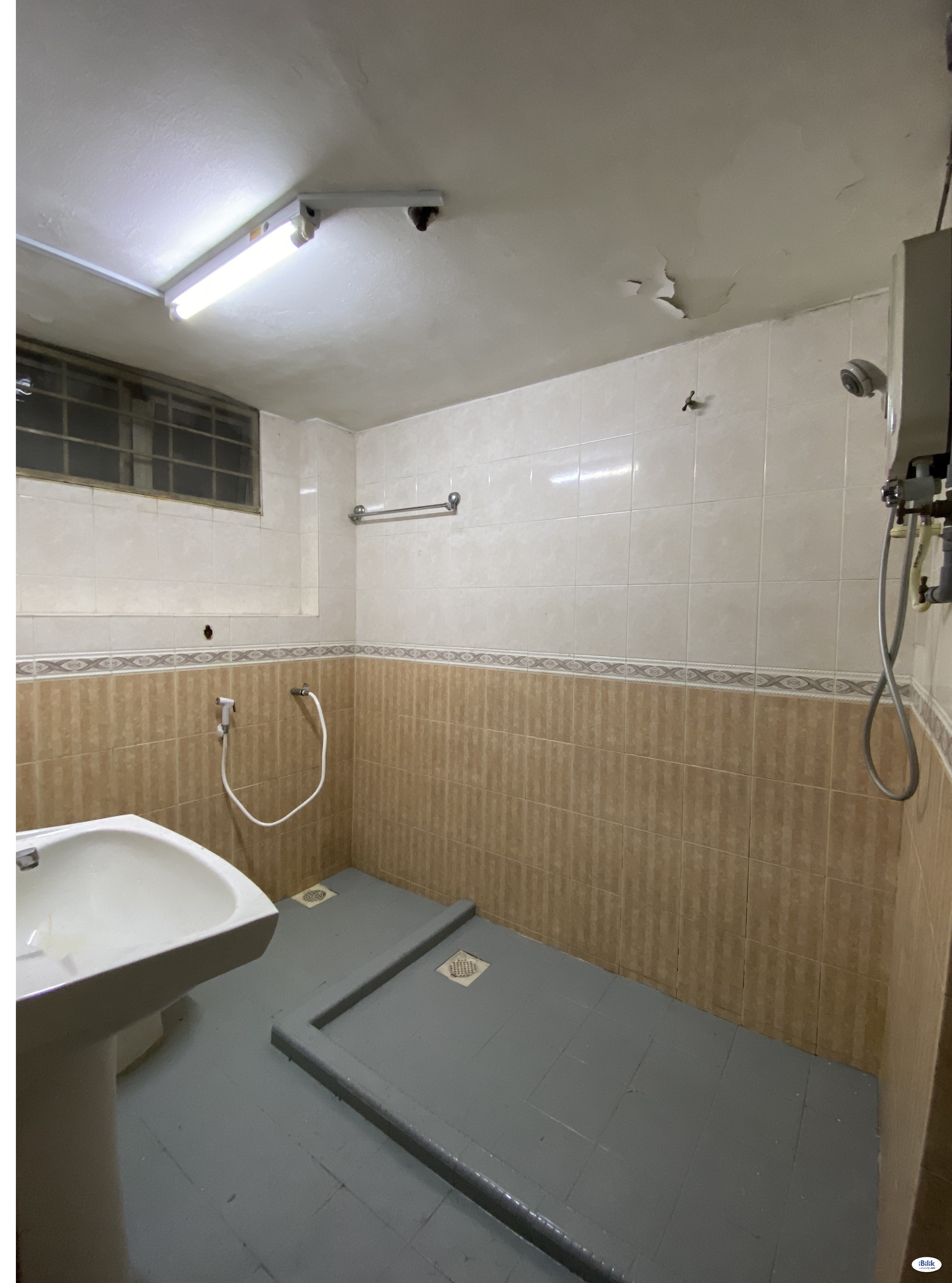 Free 1 Month Rental! Single Room at Section 14, Petaling Jaya Near BAC College - Image 3
