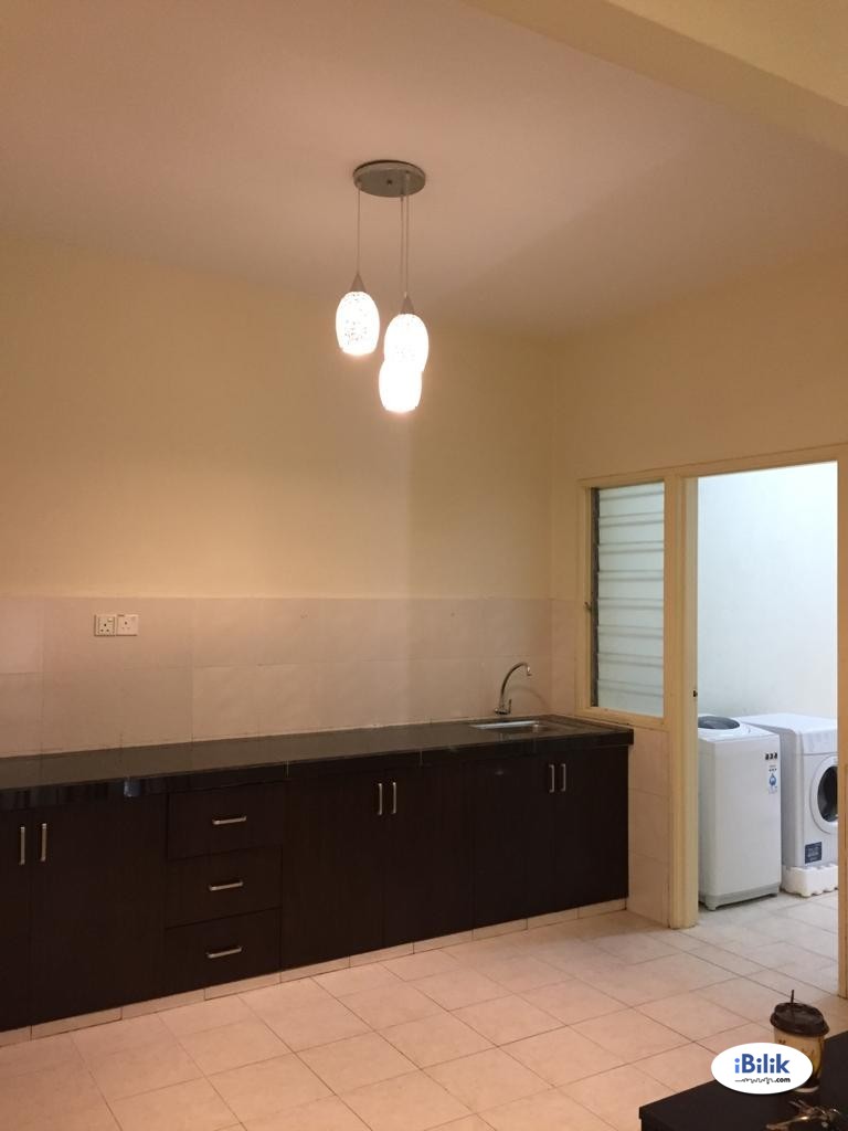 Middle Room - SuriaMas (Only Female Unit) (Car Park available) - Image 2