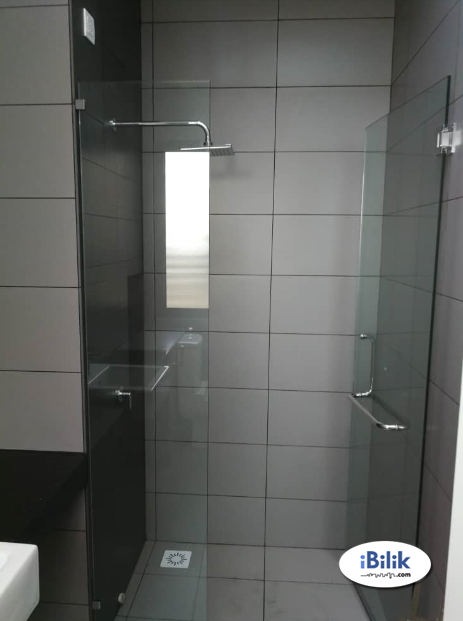 Fully Furnished Room wt private bathroom at 16 Sierra Puchong, Putrajaya, Cyberjaya, Selangor - Image 1