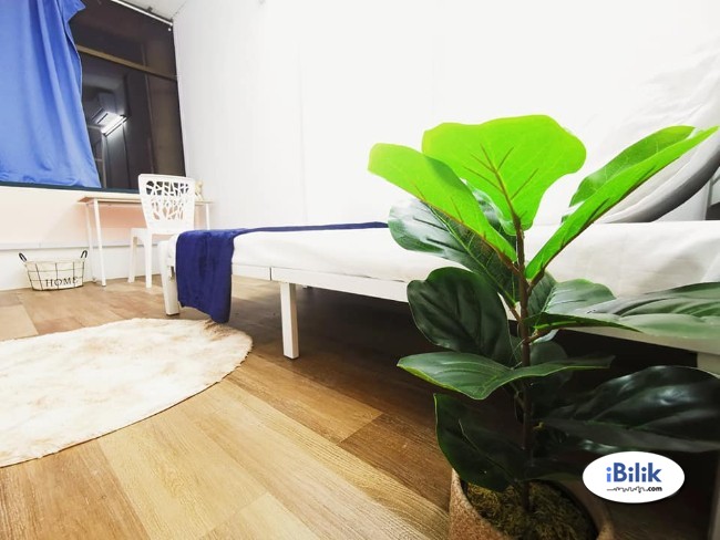 Comfort  Free WIFI ! Small Room For Rent TTDI with Air-Condition ! - Image 1