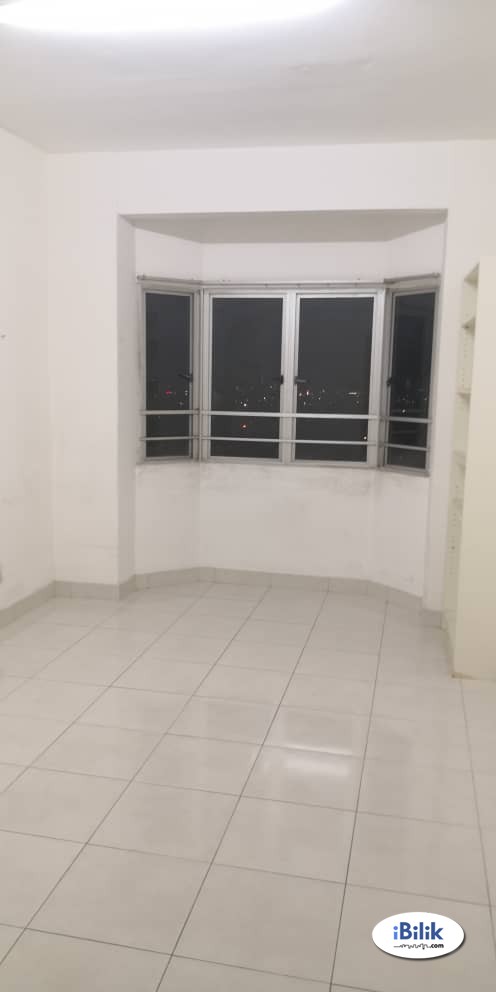 Middle Room at Menara Alpha/ 5-mins walk LRT Wangsa Maju - Image 1