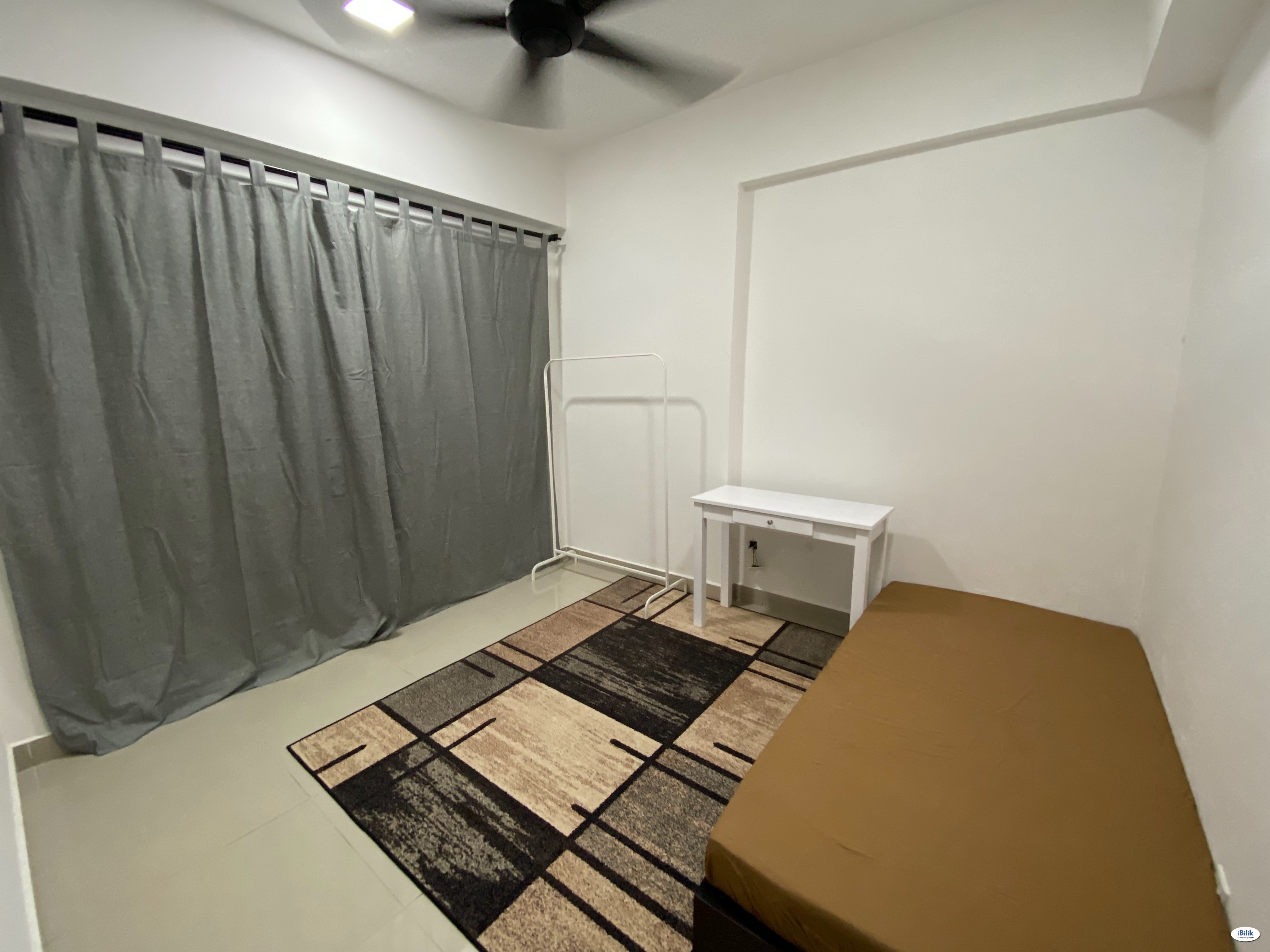 Single Room at Palm Garden Apartment, Klang - Image 2