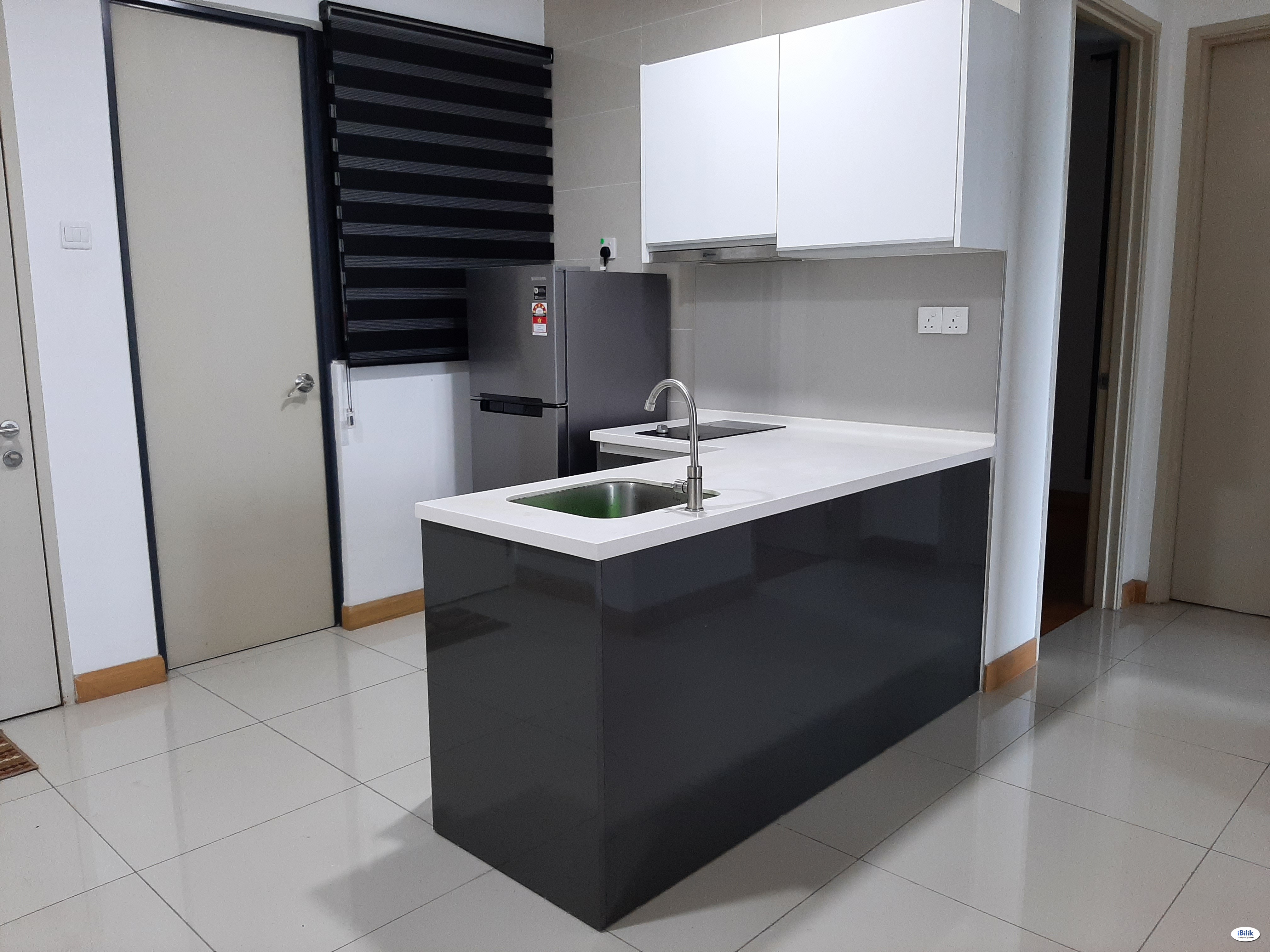 Middle Room at KL Gateway, Bangsar South - Image 4