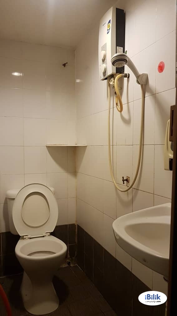 HOTEL CONCEPT ❗ Middle Room at Kota Damansara Petaling Jaya Near The Strand Mall - Image 2