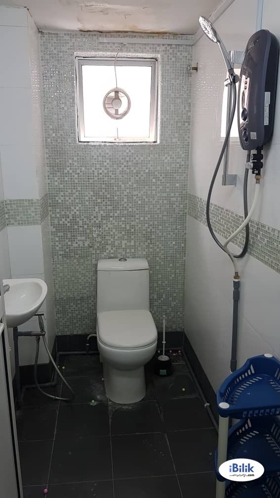 HOT UNIT [ DEPOSIT 1 MONTH ONLY ] Middle Room @ Kota Damansara Petaling Jaya near SEGi University - Image 3