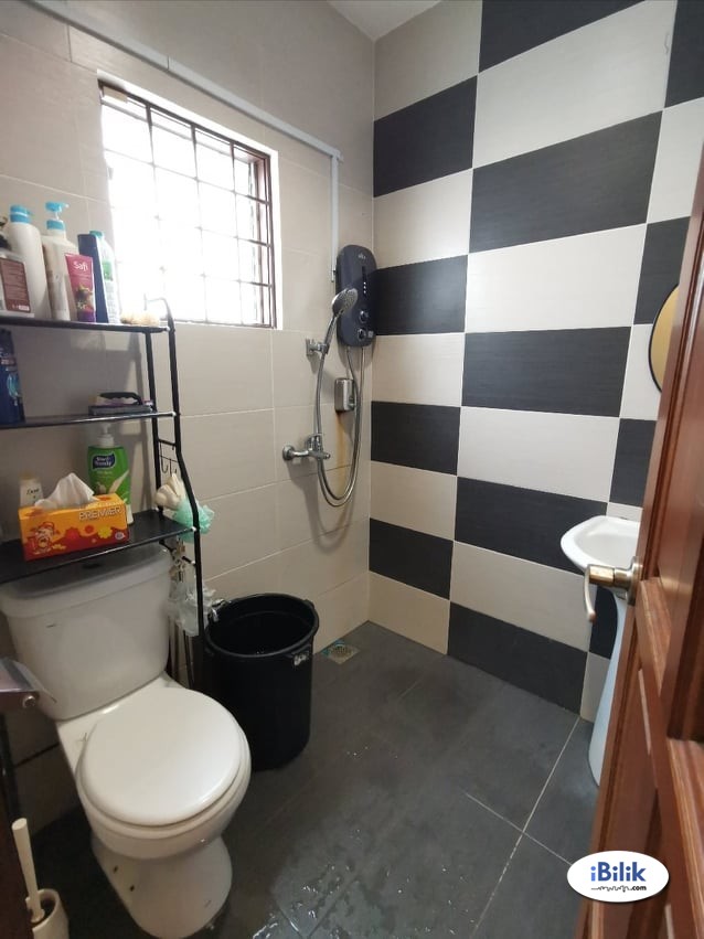 🔴🔵Landed Single Room for rent super near with walking distance to UPTOWN, ATRIA, convenient Shops, restaurant at Petalin - Image 1