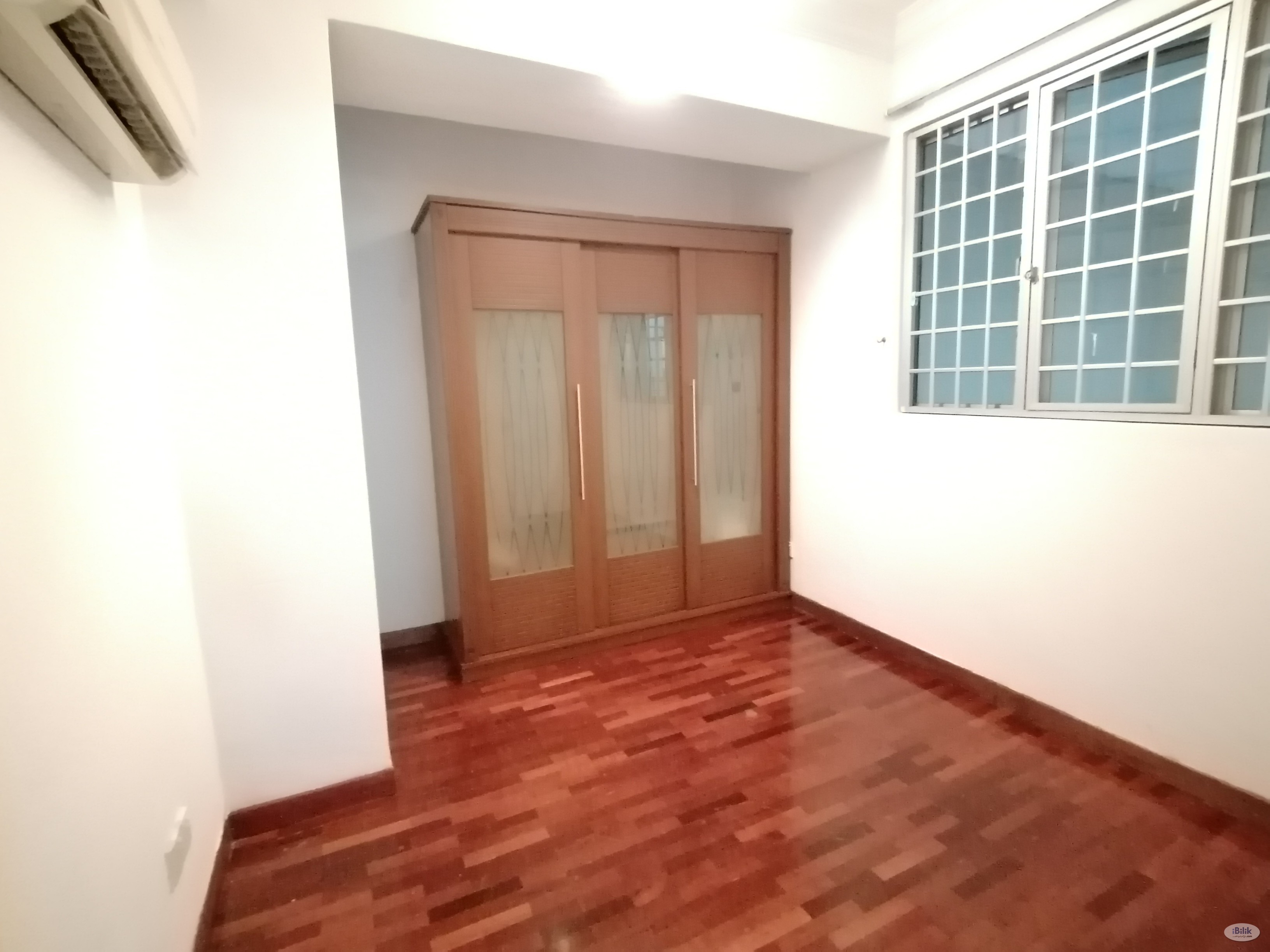 Affordable Room with Attached Bathroom near Mont Kiara, Kuala Lumpur - Image 4