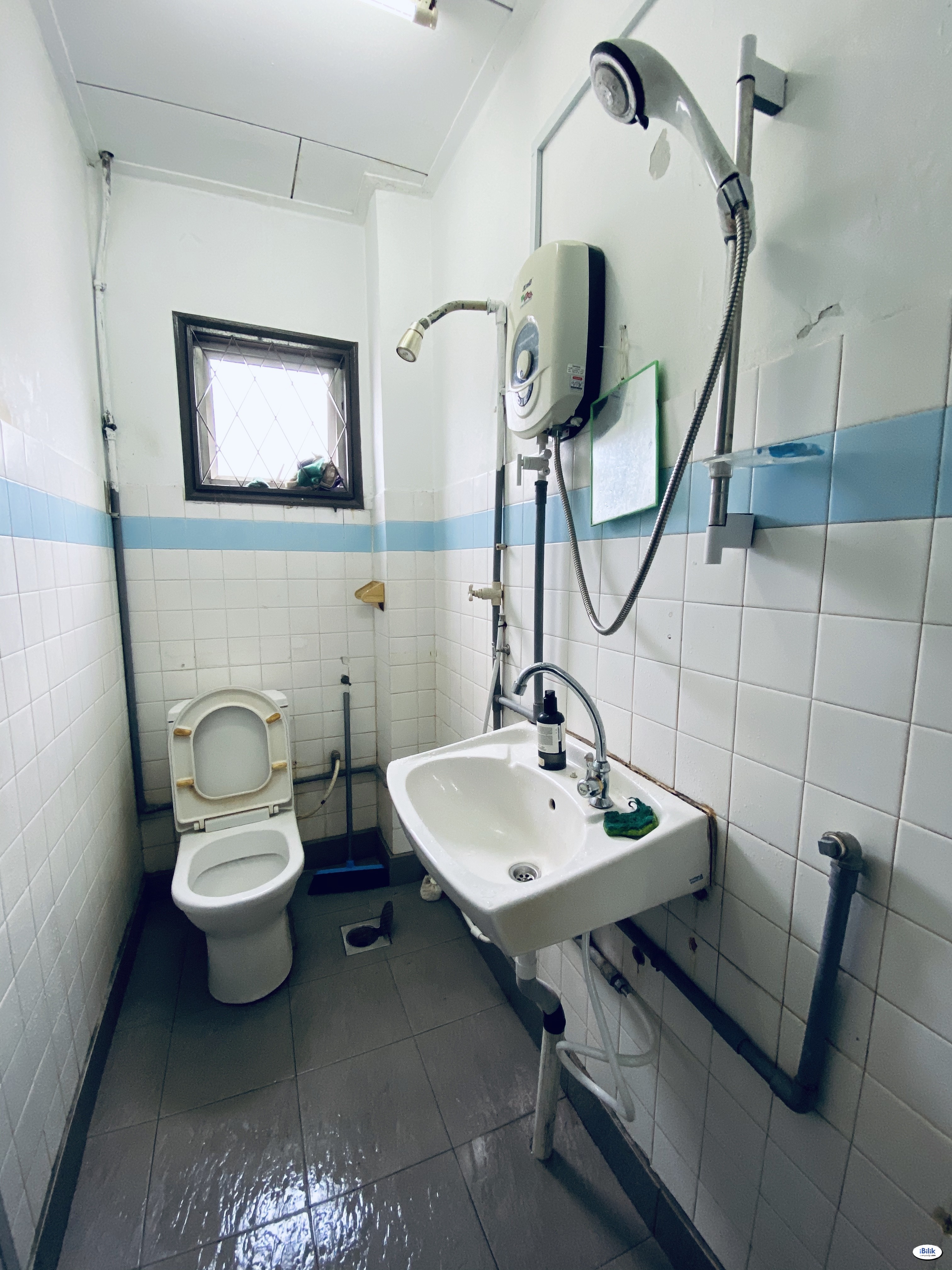 🔥 Zero Deposit ~ Medium Room for rent at SS7 Kelana Jaya. Near Glomac Boulevard // Paradigm Mall 🔥 - Image 2