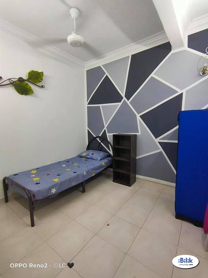 Ready Move In 🚚 Middle Room at Taman Mayang, Kelana Jaya - Image 1