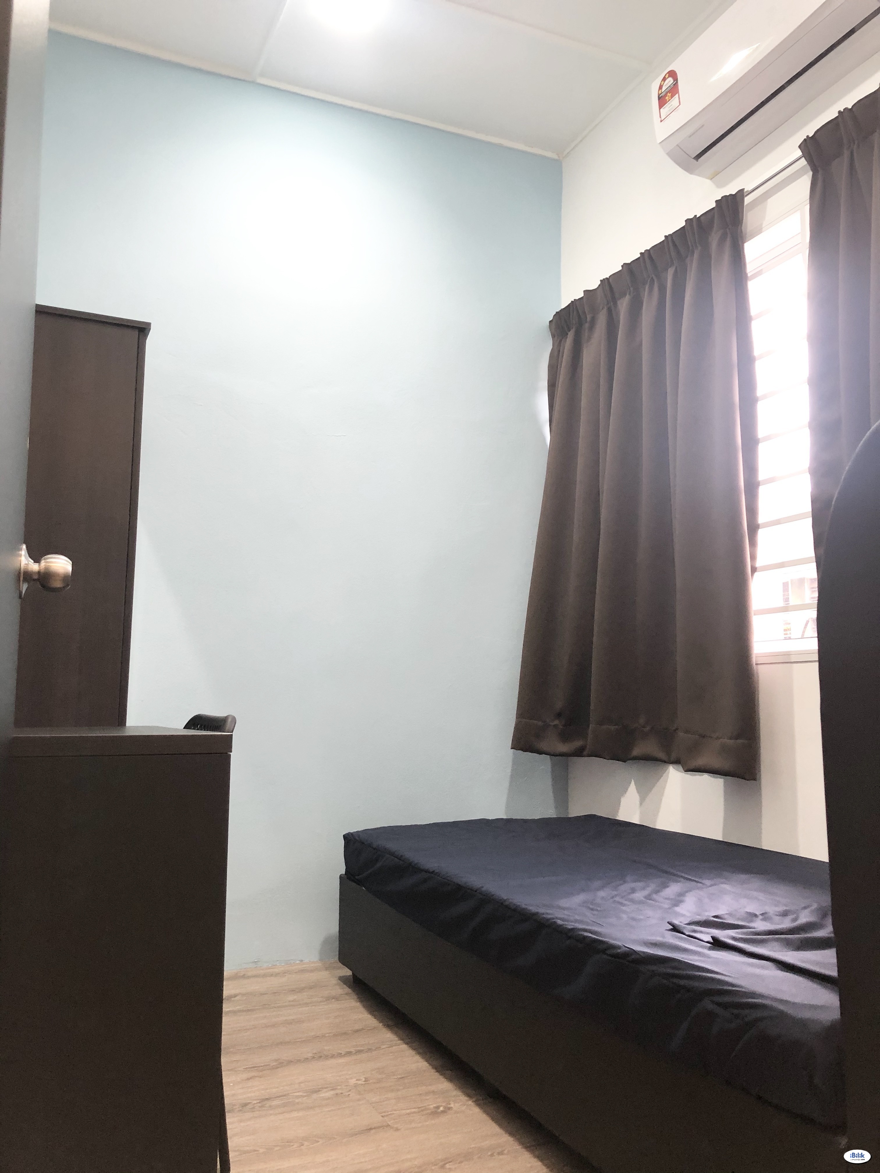 💡 Medium Room at SS2, Petaling Jaya with High Speed WiFI 💡 - Image 1