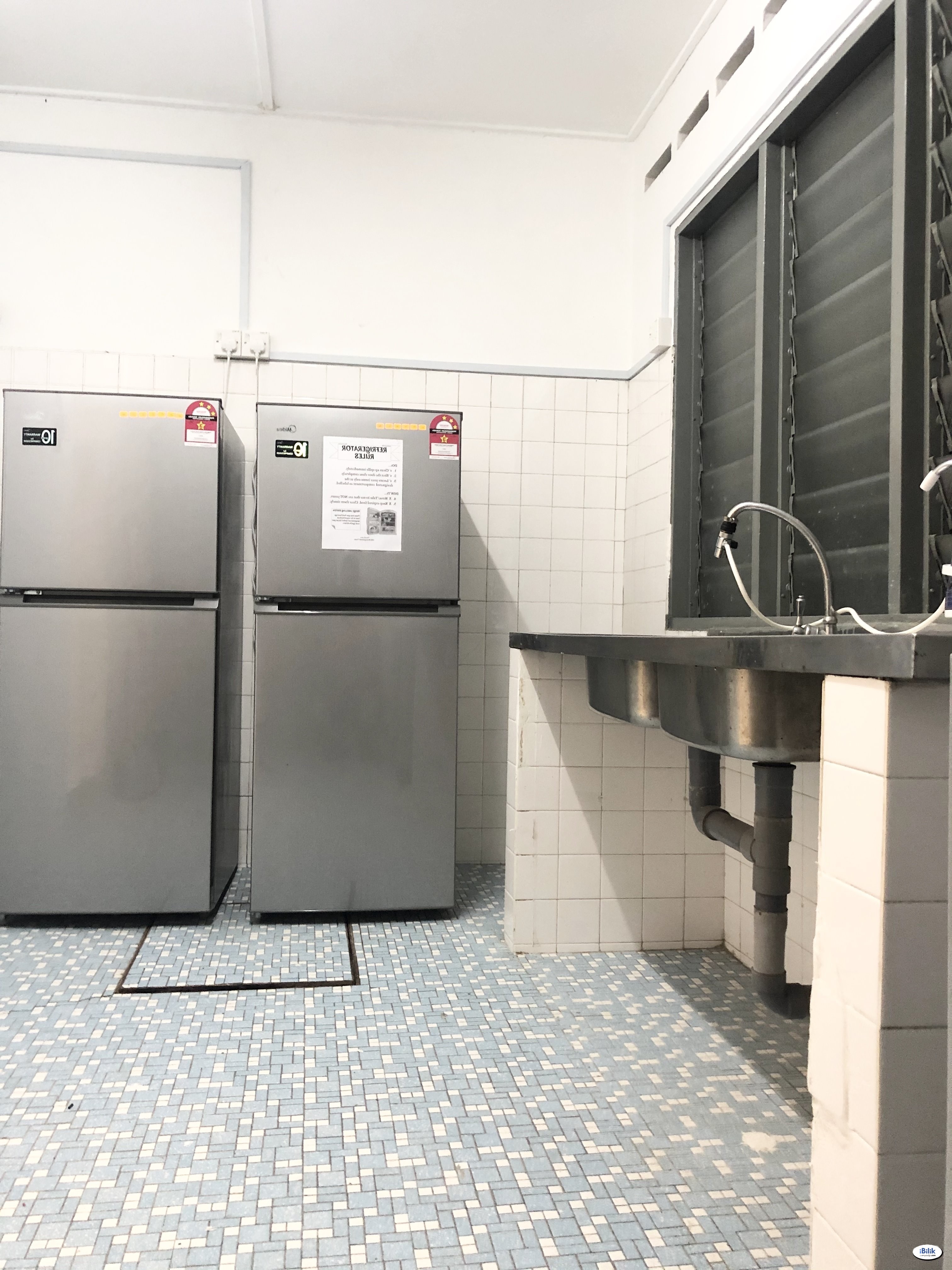 ⭐RM1 for 2nd Month⭐ Middle Room at Seri Utama, Kota Damansara⭐ - Image 3