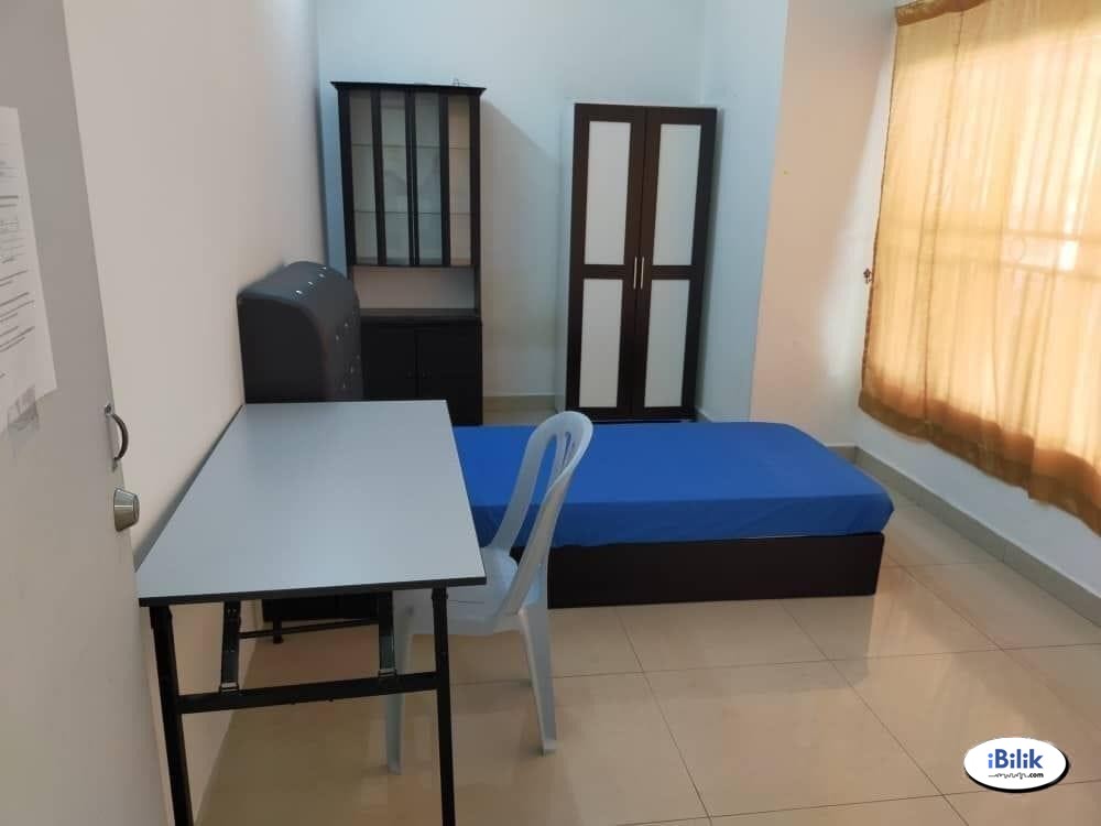 🏠Ready Move In ~ Middle Room at Bandar Puteri Puchong 😎 - Image 1