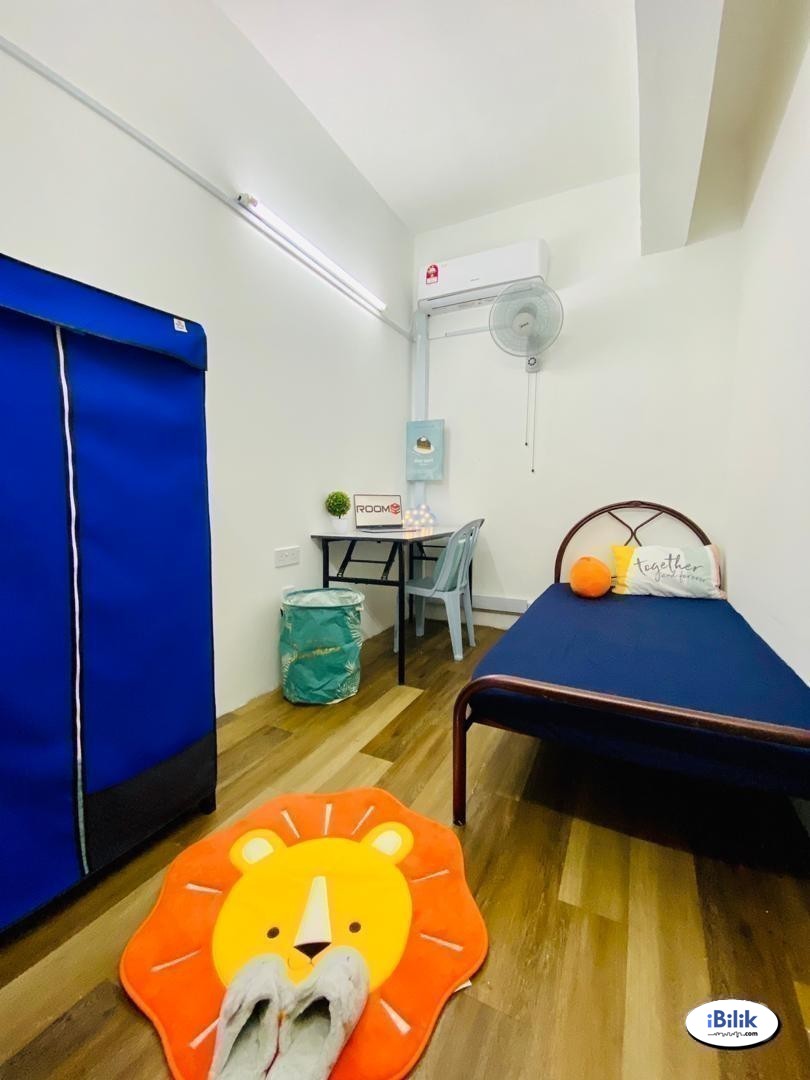 Zero Deposit  💥 Cosy Medium Room Setia Alam, Shah Alam - Image 1