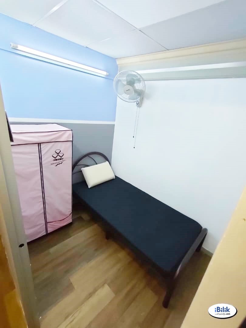 Urgent Move In 🚚 Single Room for Rent at Taman Mayang with 300 meter walking distance LRT Kelana Jaya - Image 1