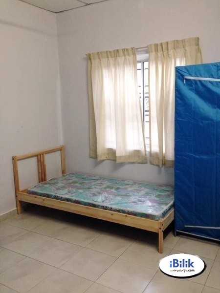 🚩 FREE HIGH SPEED WIFI 🚩 FREE CLEANING SERVICE ~ Middle Room at USJ 11, UEP Subang Jaya  🏠 - Image 1
