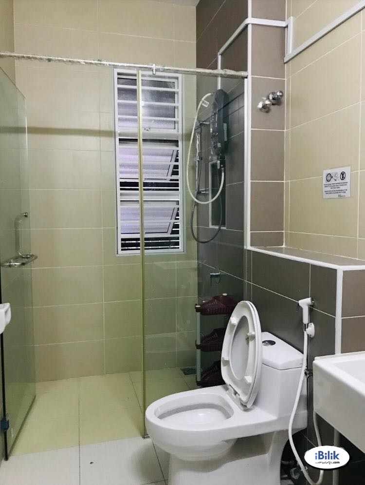 Zero Deposit ❗ Middle Room at SS14, Subang Jaya Attached Bathroom ❤ - Image 1