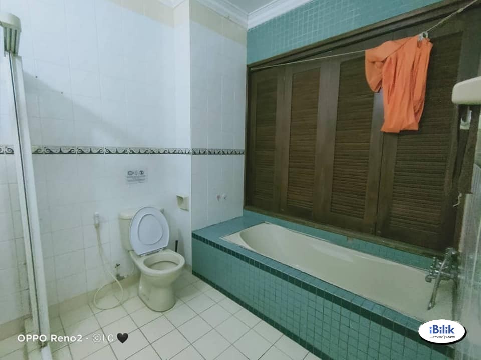 [RM1 for 2nd Month] Medium Room Seri Utama, Kota Damansara ✨ - Image 3