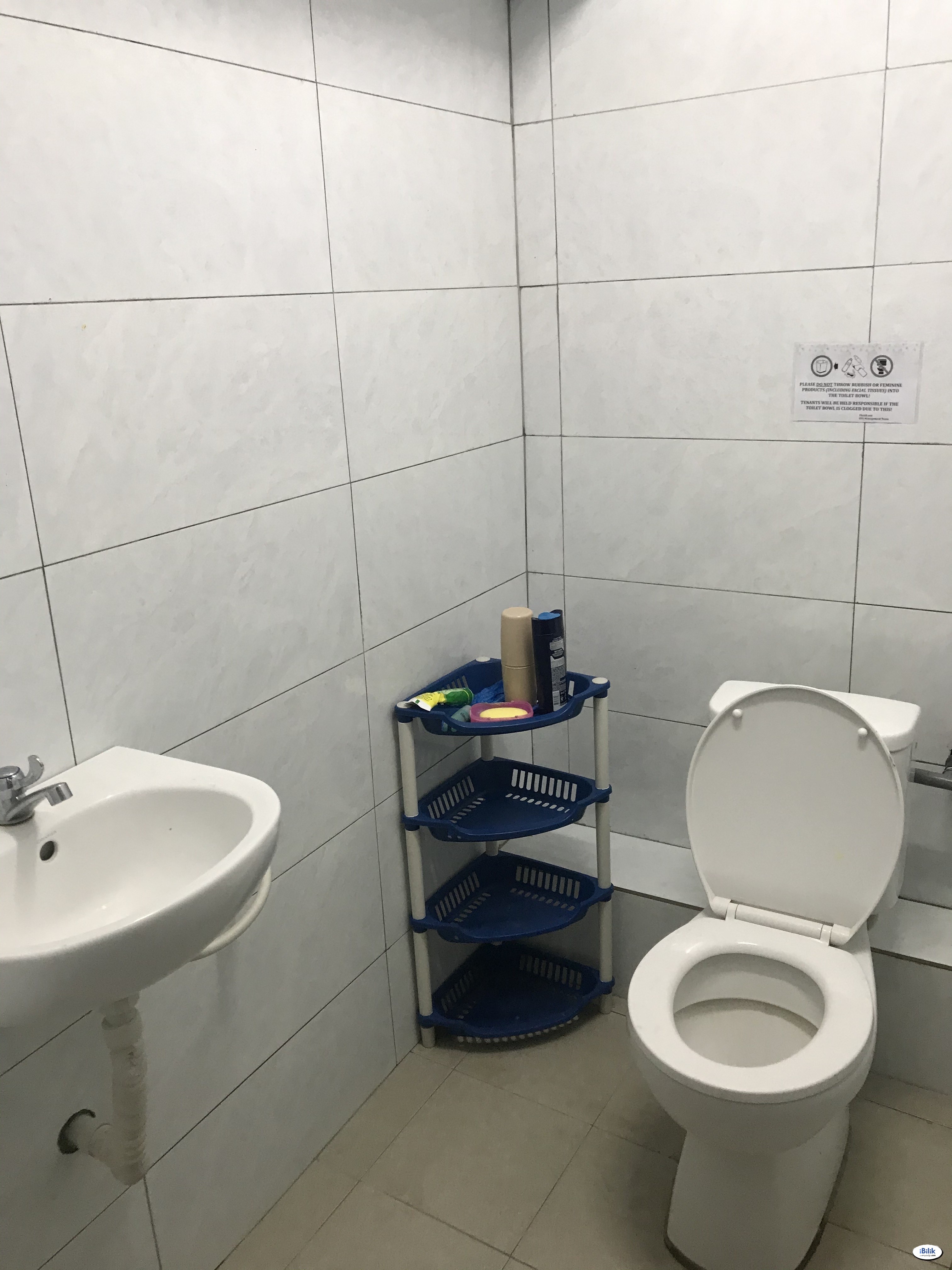 Zero Deposit ⚡ Medium Room for rent Seri Utama, Kota Damansara - Image 1