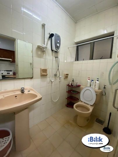 🌈Single Room at BU2, Bandar Utama 1️⃣ Month Deposit ONLY. Small Room In BU2, Bandar Utama ! Free WiFi ❗ - Image 1