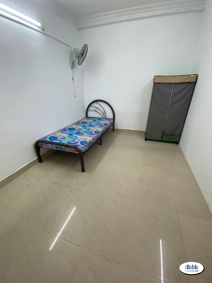 🌈Single Room at BU2, Bandar Utama 1️⃣ Month Deposit ONLY. Small Room In BU2, Bandar Utama ! Free WiFi ❗ - Image 3