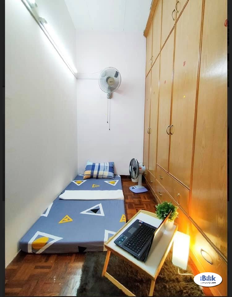 🏡 Zero Deposit / Middle Room at BU10, Bandar Utama Near Centrpoint / Tropicana - Image 1