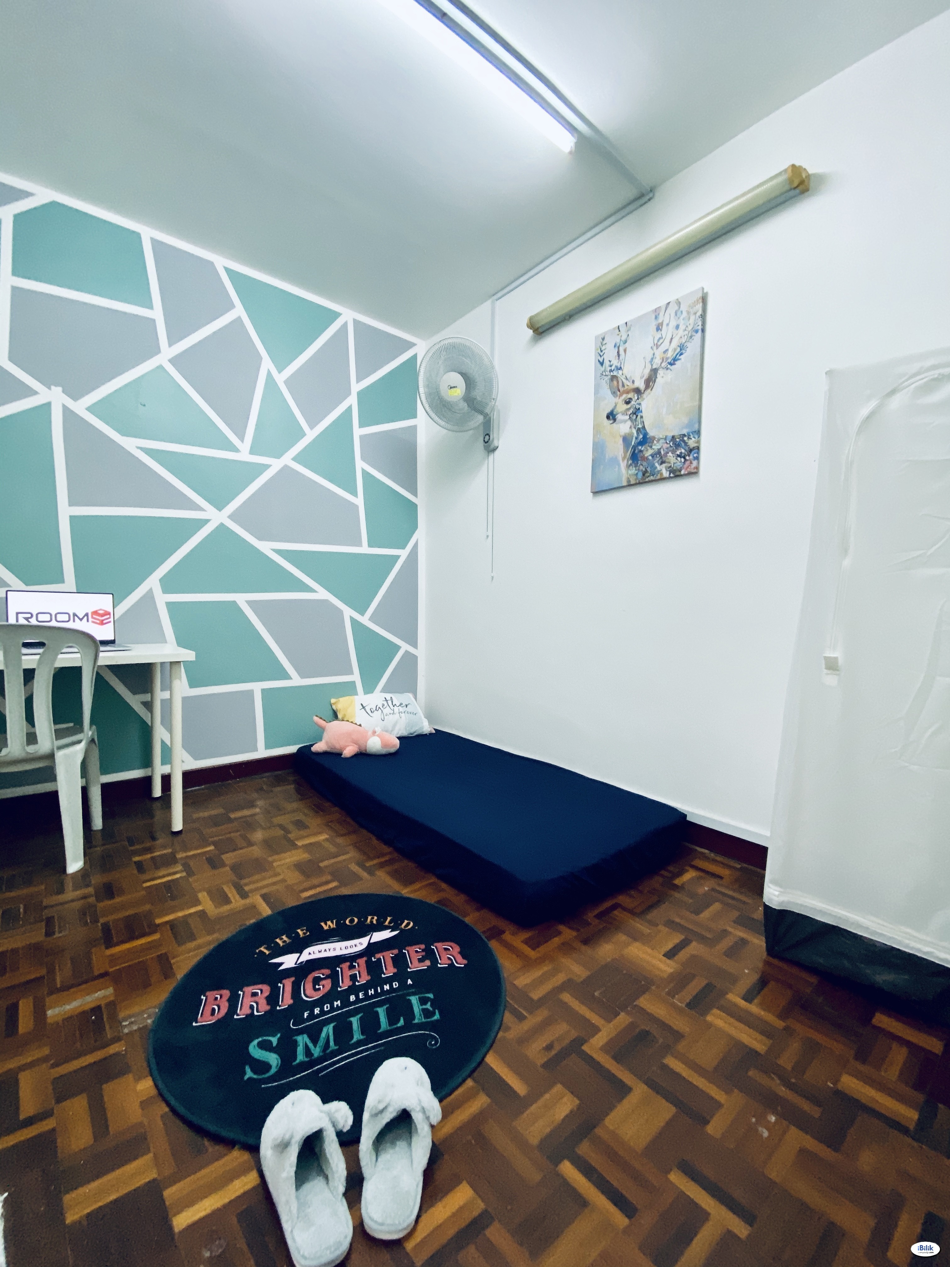 1 Month Deposit 😎 Small Room for rent at Bandar Utama PJ. Near Mutiara Tropicana // Aman Suria - Image 1