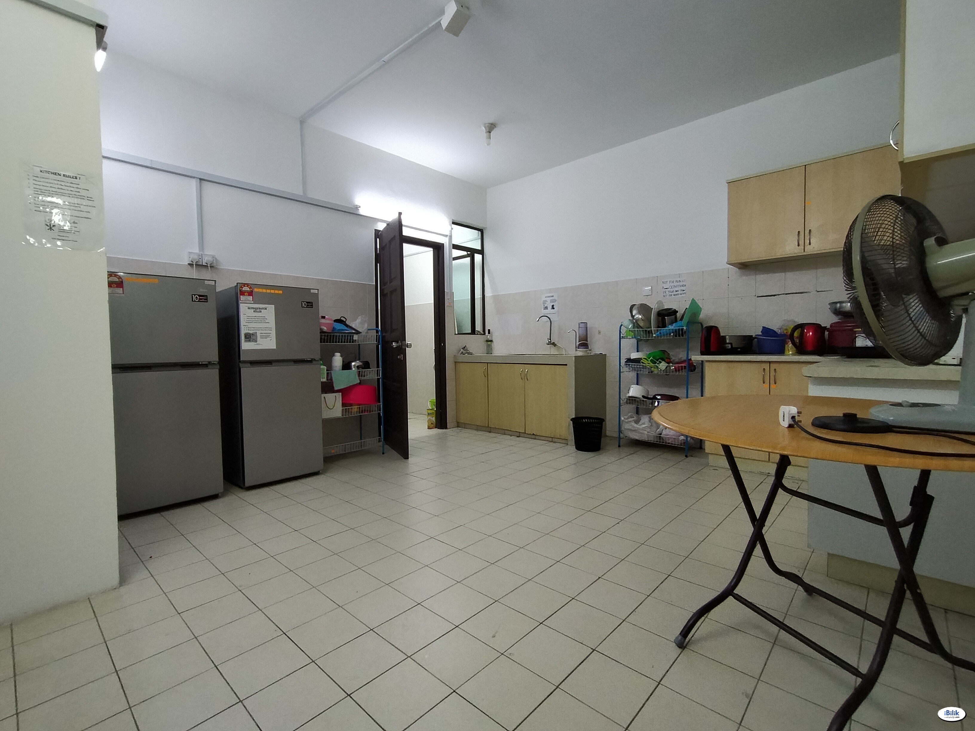 Low Deposit ~ Budget Small Room in Bandar Utama! Free Wi-Fi 🚀🚀 - Image 2