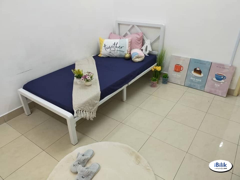 Single Room at Bukit Jalil, Kuala Lumpur with High Speed WIFI 🚀 - Image 1