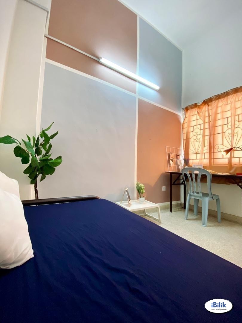 Zero Deposit 💥 Fully Furnished Middle Room at Bandar Utama 📶 Free WiFi, Utilities Included - Image 2