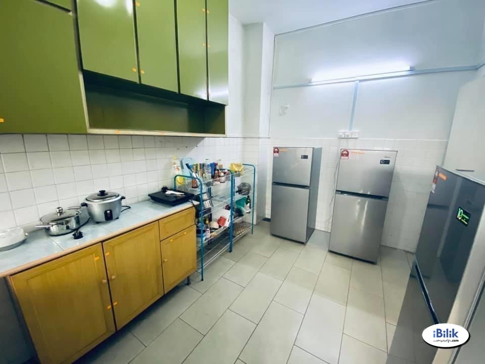Zero Deposit  💥 Middle Room at SD7, Bandar Sri Damansara - Image 2