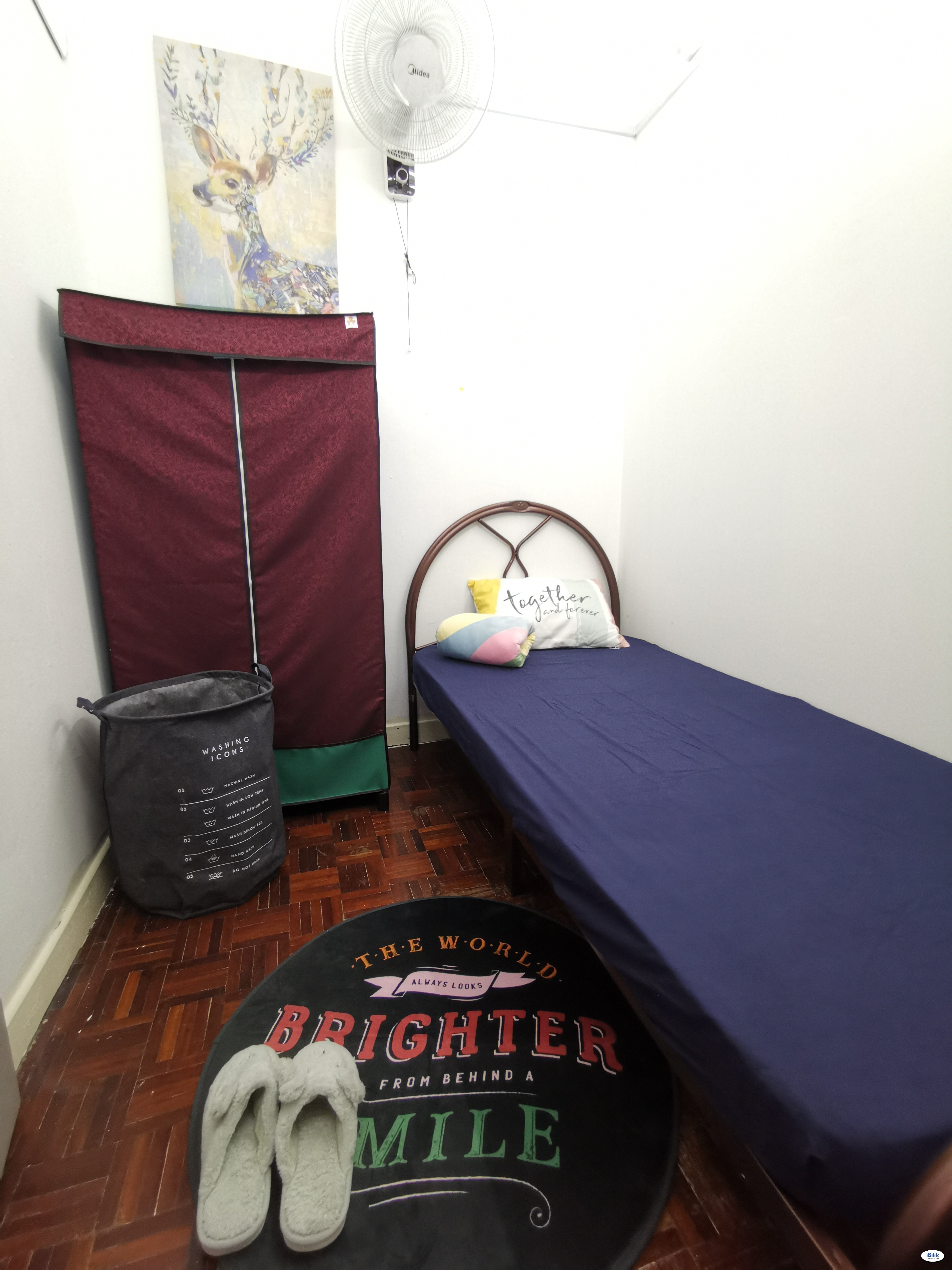 Free WIFI 🚩 medium Room at Taman Serdang Jaya, Seri Kembangan - Image 1