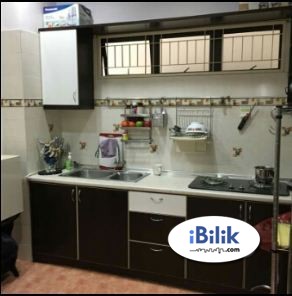 Middle Room at Bandar Utama, Petaling Jaya - Image 5
