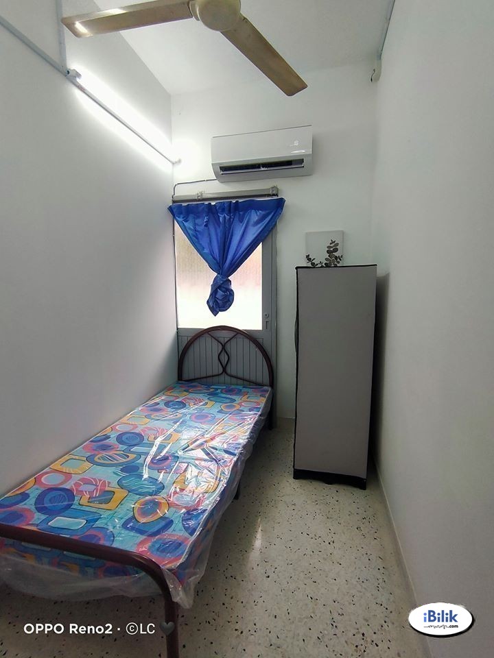 💡 Middle Room at Bandar Puchong Jaya, Puchong 💡 - Image 1
