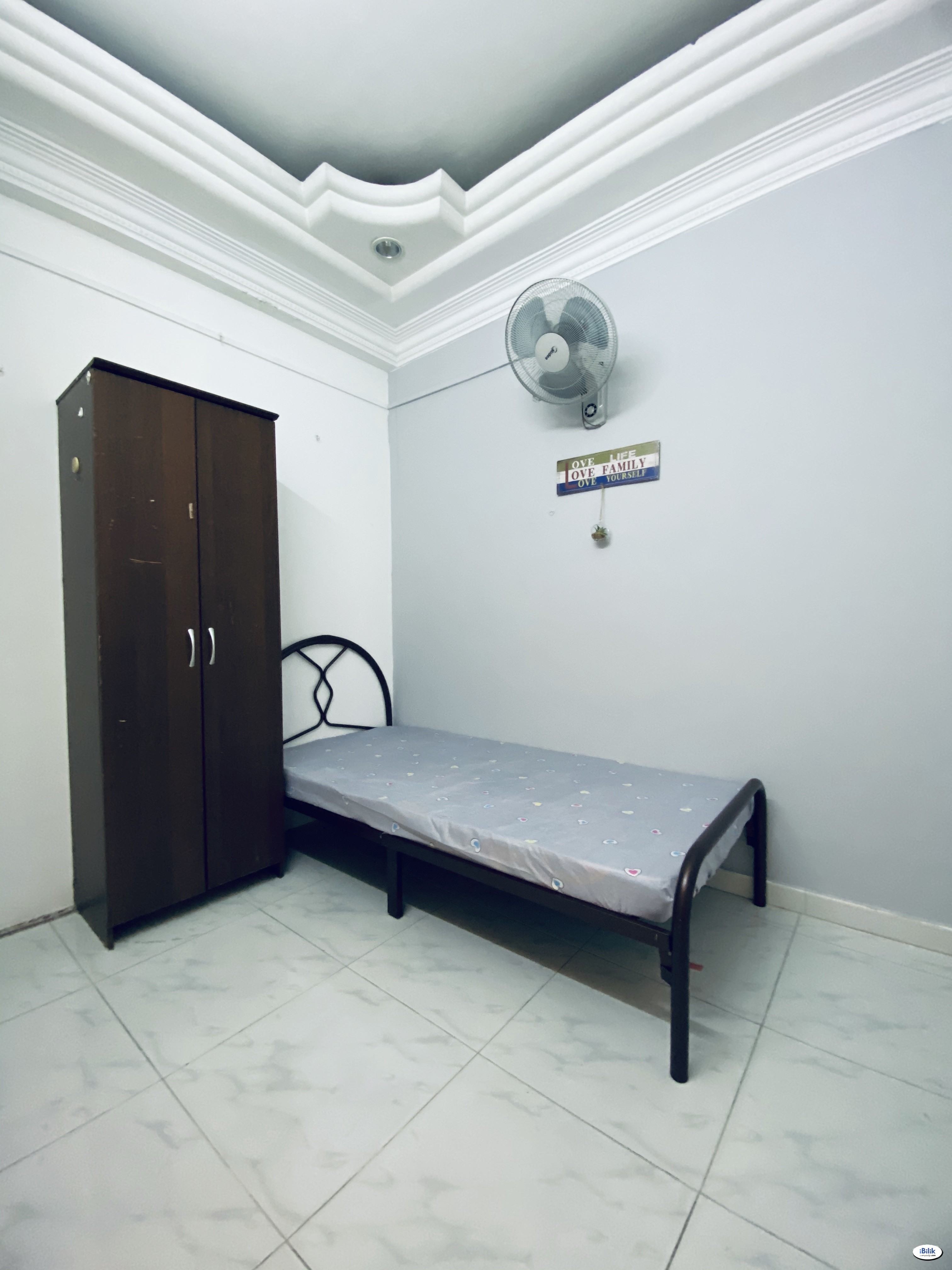 Zero Deposit ⚡ Single Room at Seri Utama, Kota Damansara - Image 1